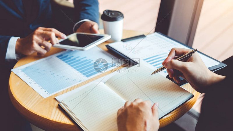 企业战略咨询实施步骤：解码成功之道